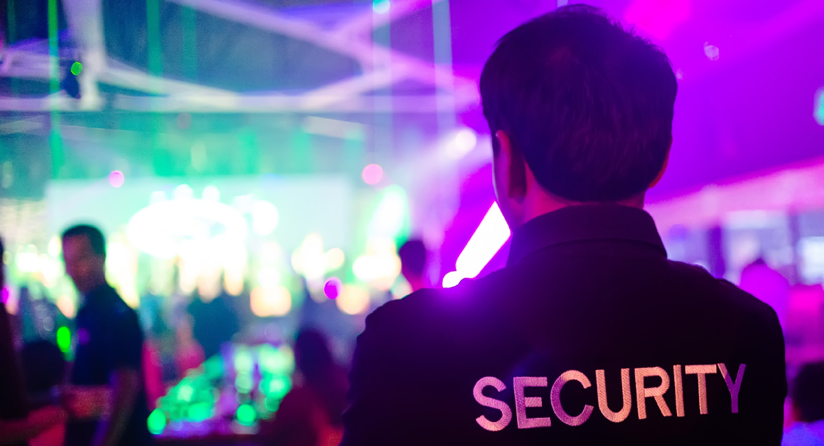 How Security Guards Keep Crowds Under Control